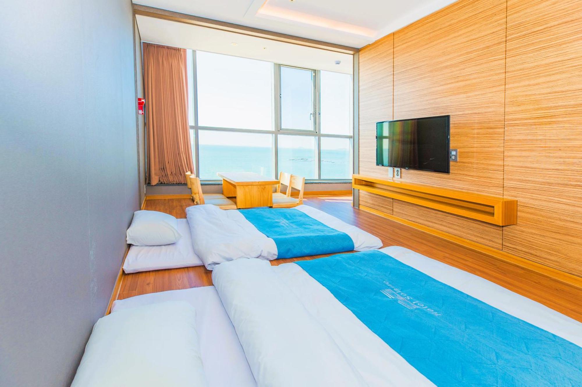 Hotel Solaire Порён Экстерьер фото