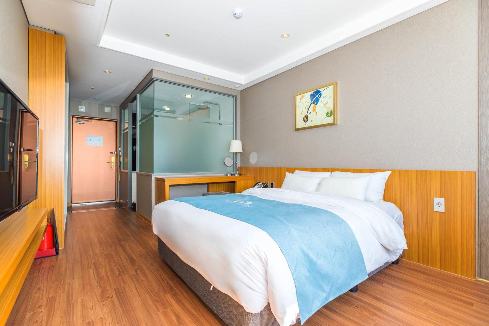 Hotel Solaire Порён Экстерьер фото