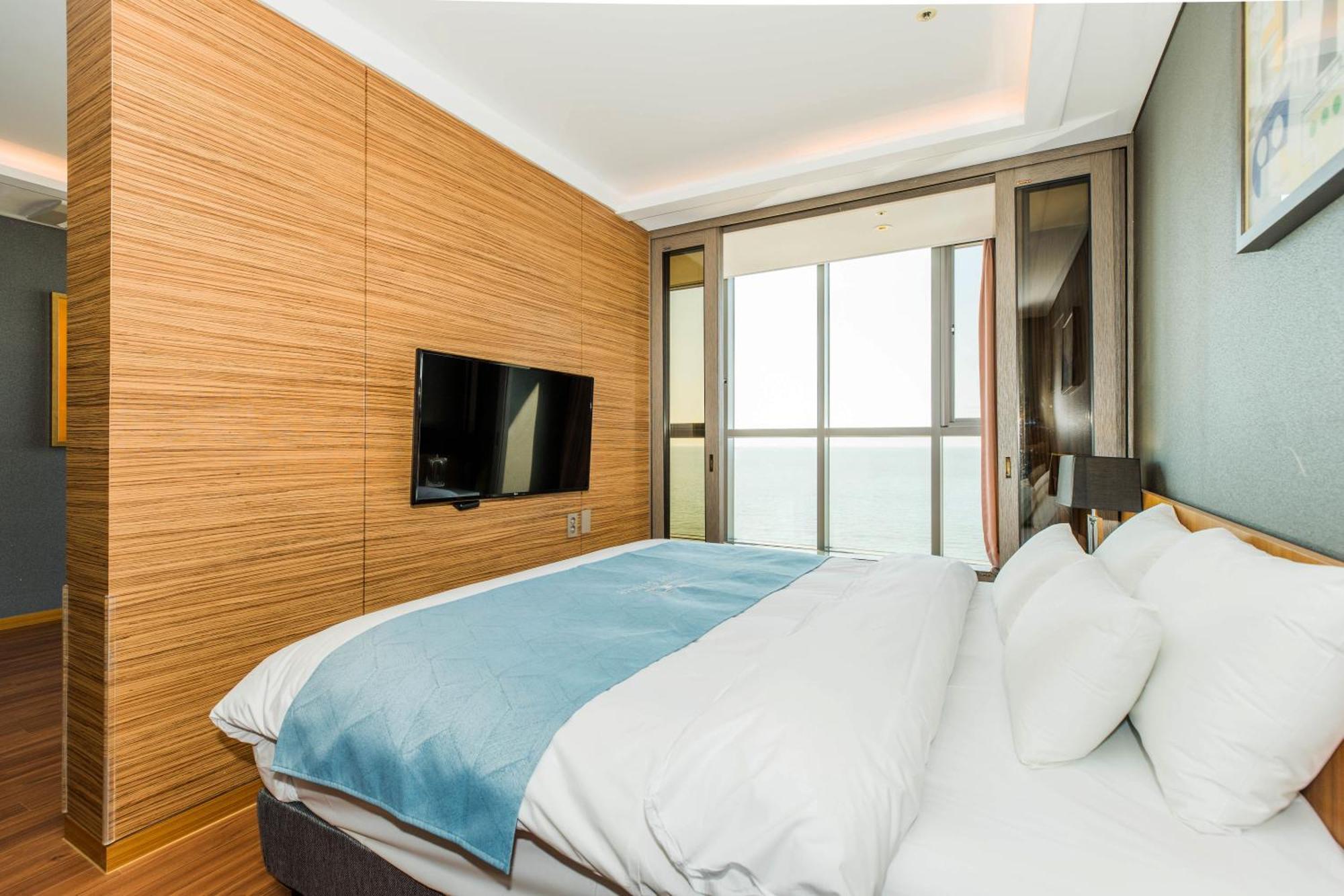 Hotel Solaire Порён Экстерьер фото